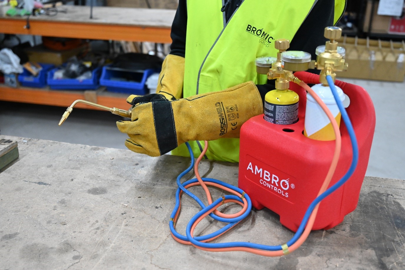 Ambro Controls Oxyset on table
